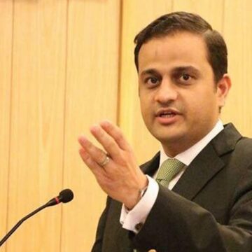 Mayor Karachi Demands Accountability for Karachi’s Road Maintenance Failures