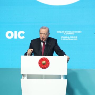 Türkiye Hosts OIC: Calls for Unity Against Israeli Aggression