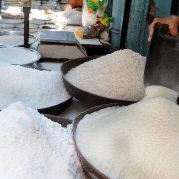 Karachi Sugar Prices Drop Rs 9 in 5 Days After Sindh Crackdown