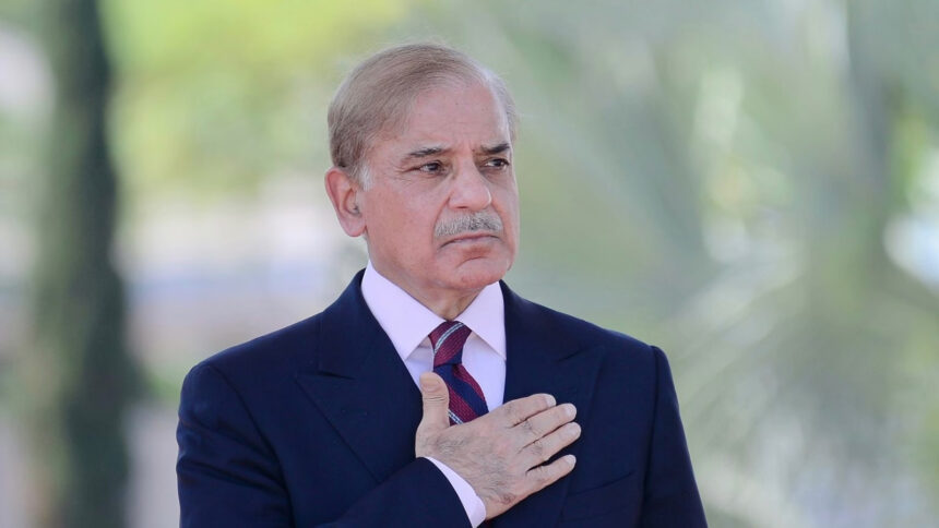 PM Sharif Pays Tribute to Kashmiri Martyrs on July 13
