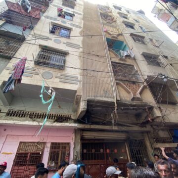 Another Collapse In Lyari: Two Women Dead & Three Injured