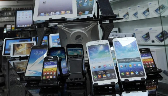 Karachi dealers promise recovery of stolen phones with new tracking system