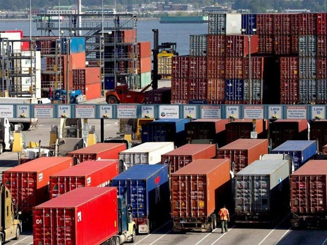 Pakistan exports fall 7.14% in nine months amid rising imports