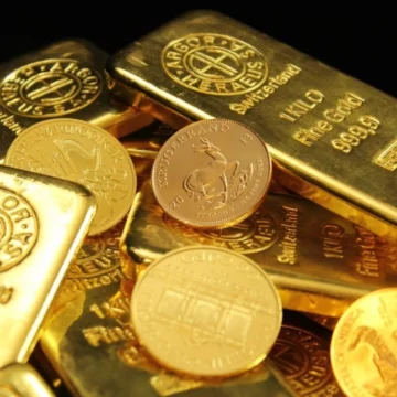 gold-pixa1761064017-0-640x480 Gold Jumps rs 3,400 Per Tola; Silver Also Edges Higher in Pakistan