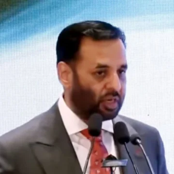 mustafa-kamal1784373230-0-640x480 Pakistan Invites Global Investment in Pharmaceutical Sector, Says Health Minister