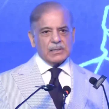 pm-shehbaz111784904216-0-640x480 PM Shehbaz Orders Unified National Data Center for All Federal Institutions