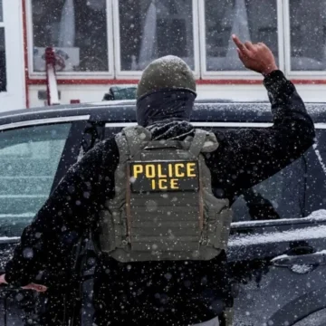 ice1790499510-0-640x480 US Immigration Officers Reportedly Told to Halt Arrests of Non-Criminal Immigrants