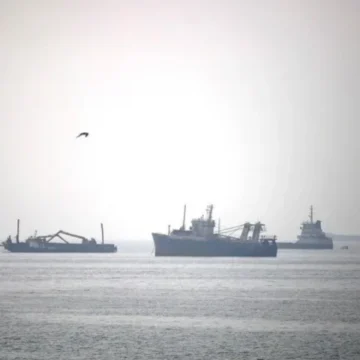 Iran’s IRGC Navy Reports Seven Vessels Hit, Warns US Against Further Provocations